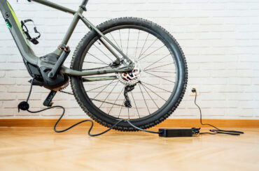 Charging your E-Bike battery
