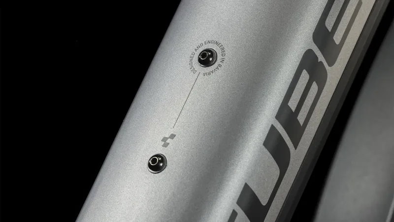 Cube Nuride Hybrid Performance 625 AllRoad Electric Bike 2024 Graphite-3