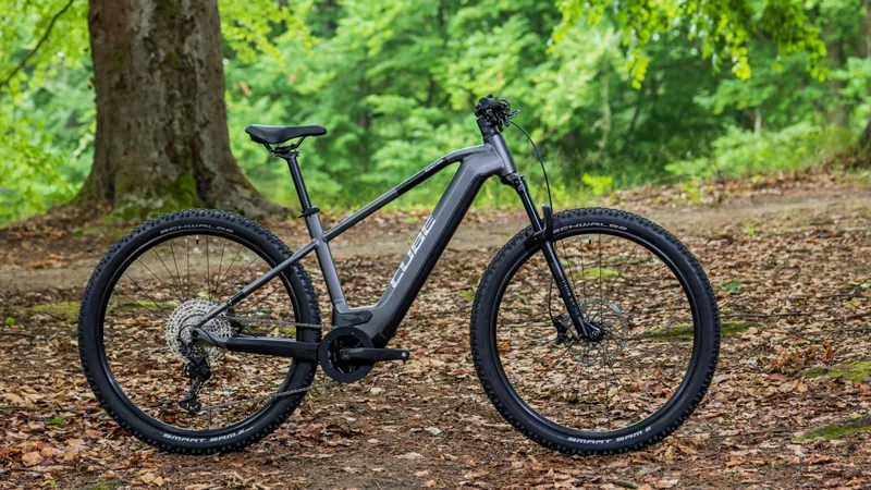 Cube Reaction Hybrid Race 750 Electric Mountain Bike Grey/Metal-6