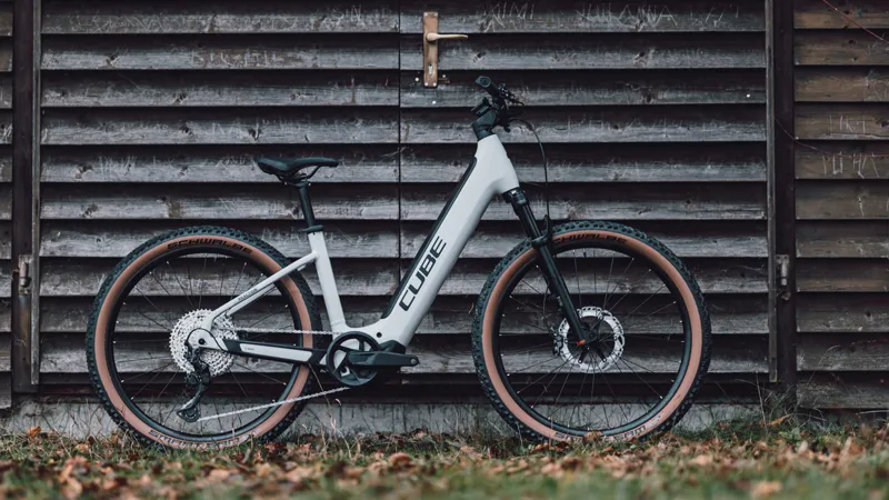 Cube Reaction Hybrid SLT 750 Easy Entry Electric MTB 2024 Silver-5