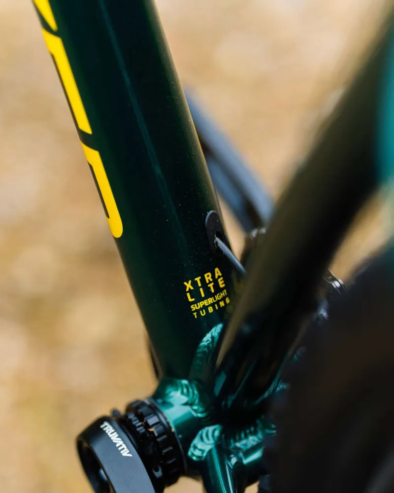 Mondraker Chrono DC R Down Country Hardtail Mountain Bike Green/Yellow-8