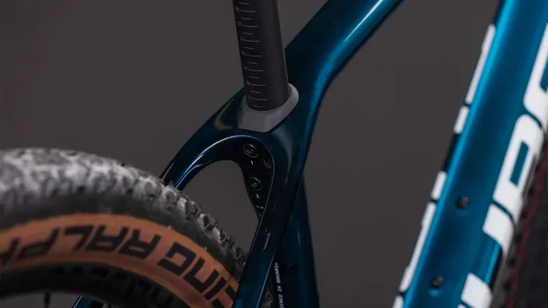 Cube Phenix C:68X Race Hardtail Mountain Bike 2026 Chrome Blue/Liquid Blue-3