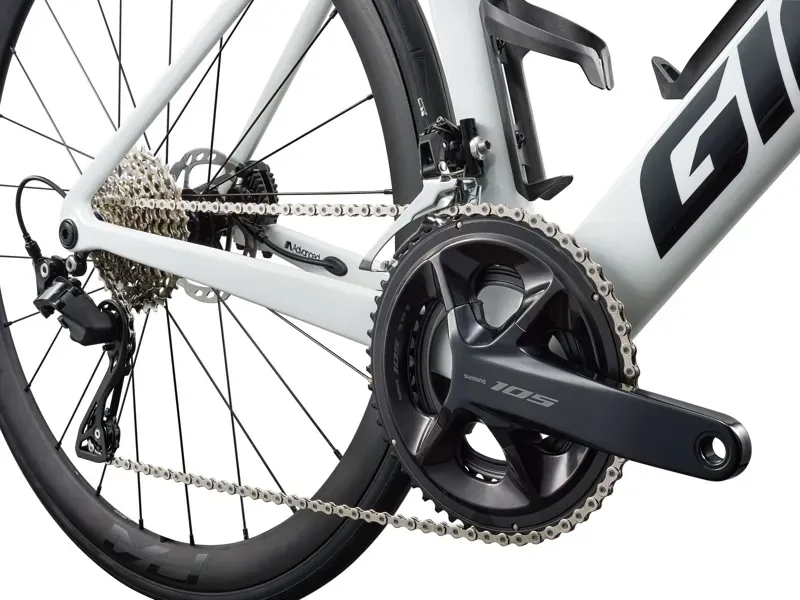 Giant Propel Advanced 2 Road Aero Race Bike 2027 White-5
