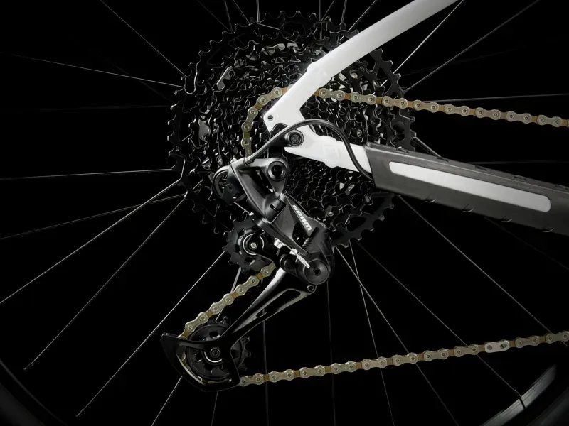 Trek Marlin 7 Hardtail Mountain Bike 2025 Crystal White -5