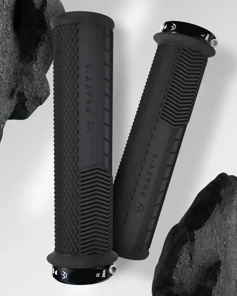 Peaty's Monarch Knurl Grip Thin Black