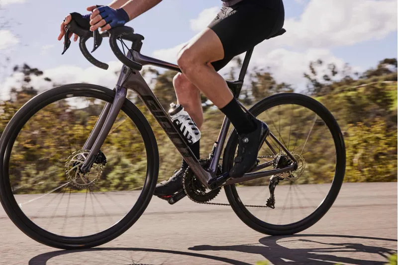 Giant Defy Advanced 1 Di2 Endurance Road Bike 2023 Orion Nebula-7