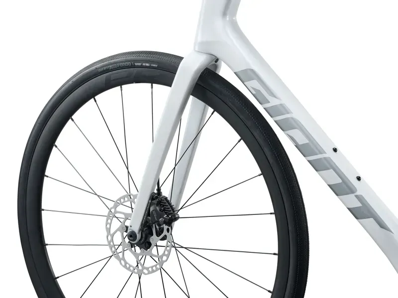 Giant Defy Advanced 2 Carbon Road Bike 2027 Pearl White-3