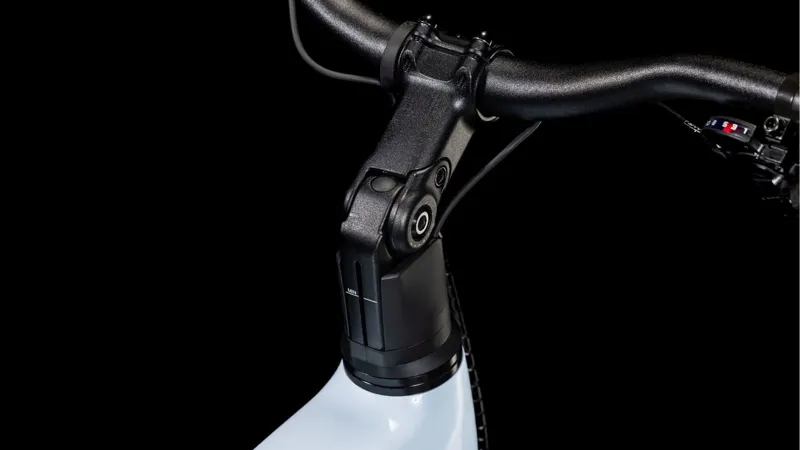 Cube Kathmandu Hybrid One 800 Electric Bike 2025 Polar White/Black-3