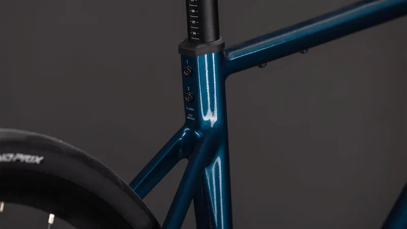 Cube Attain Pro Nautica/Prism 2026 Road Bike-2