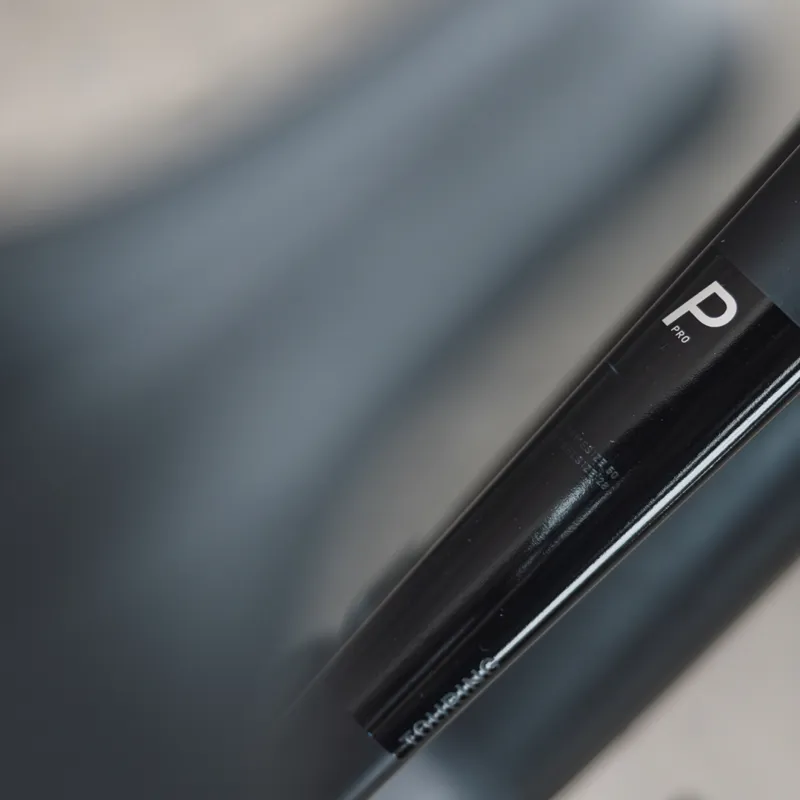 Cube Touring Hybrid Pro 625 Trapeze Frame Electric Hybrid Bike 2024 Black/Metal-3