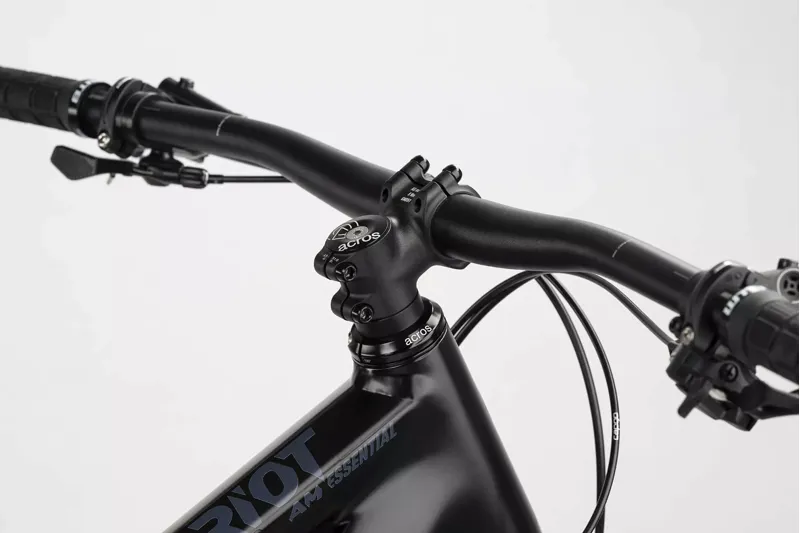 Ghost Riot AM AL 160 Essential Full Suspension Mountain Bike Matte Black-5