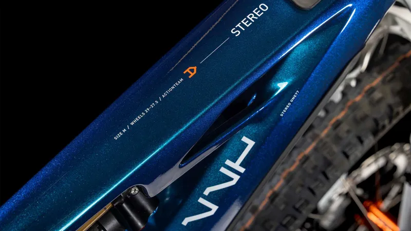 Cube Stereo Hybrid One77 HPC AT 800 Electric Bike 2025 ActionTeam-3