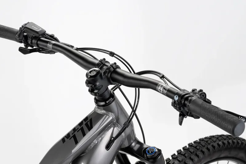 Haibike Allmtn 4 Silver/Red/Black 2026 Full-suspension Mountain Bike-6