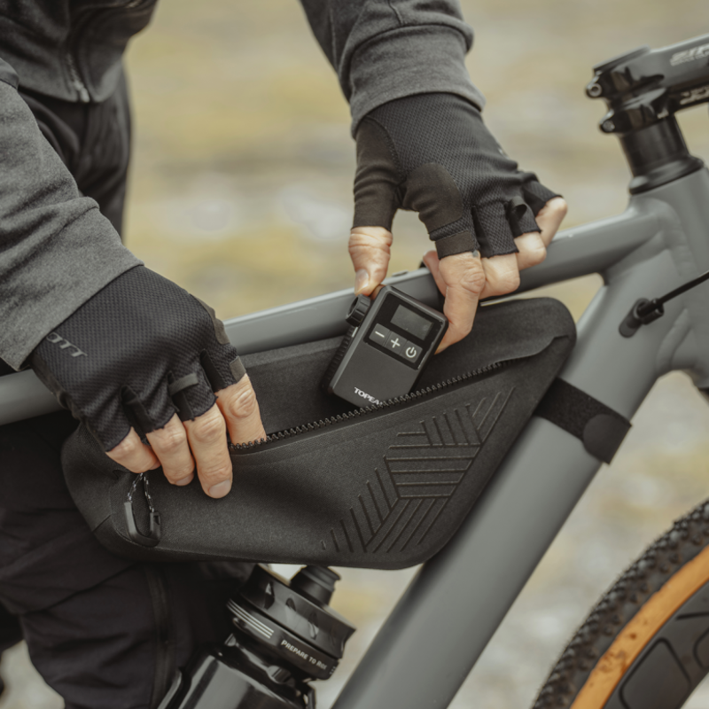 Topeak E-Booster Digital Mini Pump-4