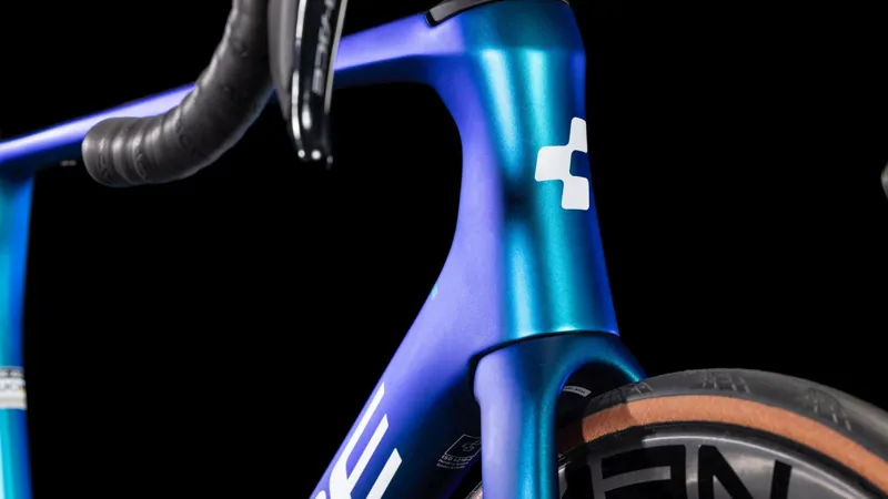 Cube Agree C:62 SLT Road Race Bike 2025 Nebula/White-4