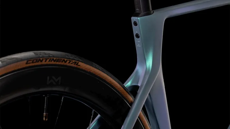 Cube Agree C:62 Pro Road Bike 2025 Polar Light/Aqua Green-4