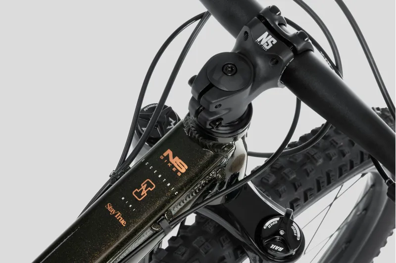 NS Bikes Eccentric Mini 27.5 Junior Mountain Bike Black-4