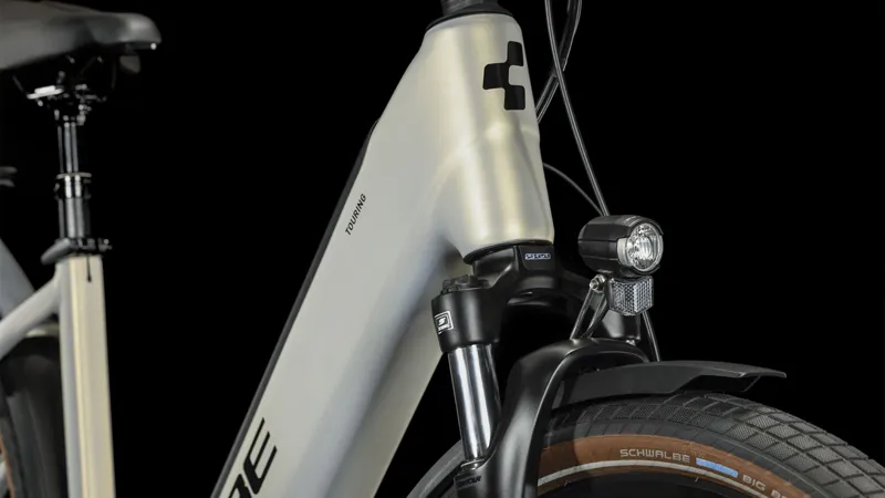 Cube Touring Hybrid Pro 625 Easy Entry Electric Bike 2024 Pearly Silver-3