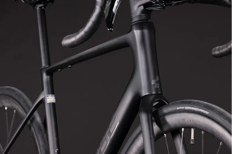 Cube Attain C:62 Race Road Bike 2027 Carbon/Coal Chrome-1