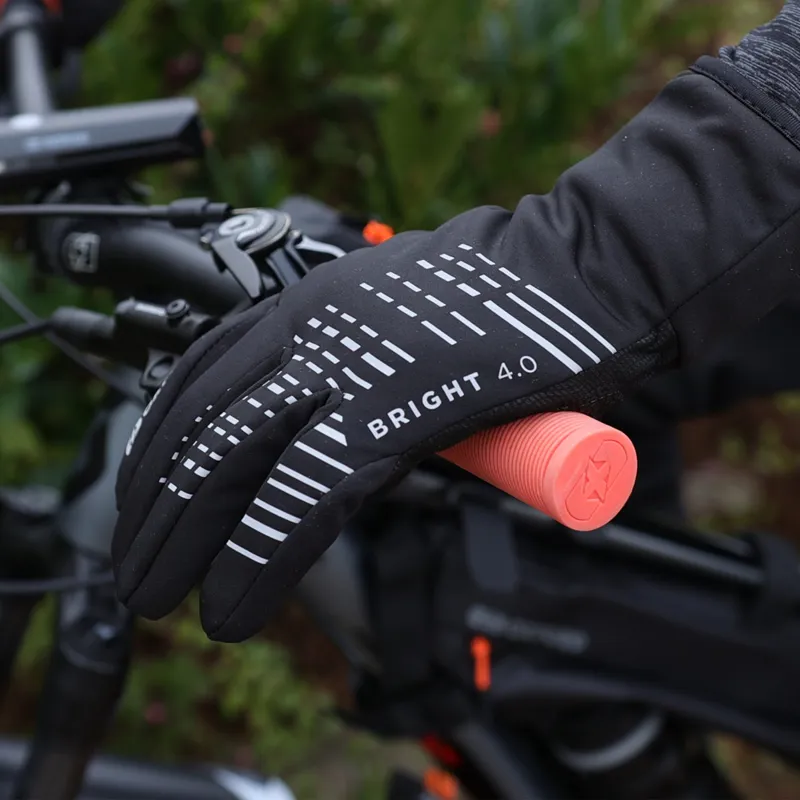 Oxford Bright 4.0 Gloves in Black-2