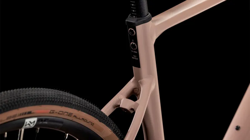 Cube Nuroad EX Gravel Adventure Bike 2025 Blush Rose/Pink-3