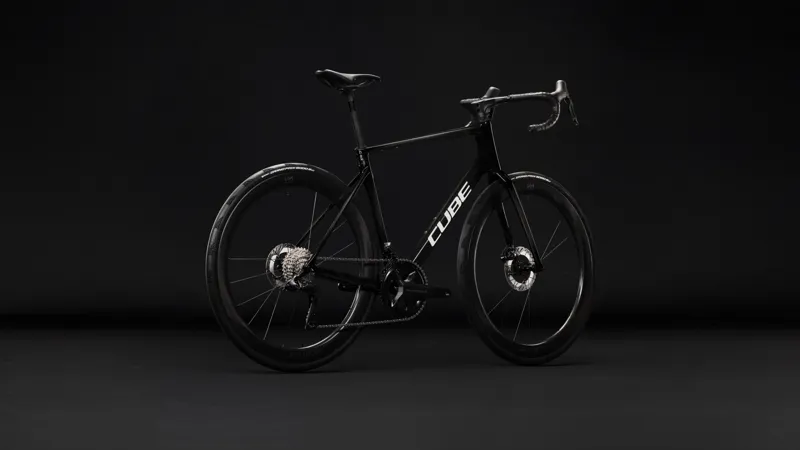 Cube Attain C:62 SLT Road Bike 2027 Carbon/White-9
