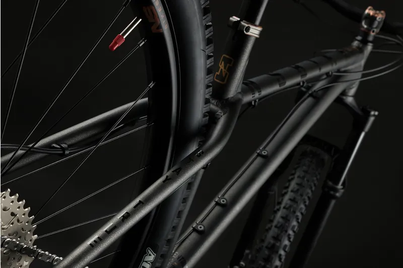 NS Bikes Eccentric Aluminium 29 Hardtail Mountain Bike Black-6