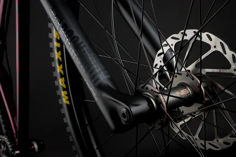 NS Bikes Eccentric Cromo 29 Hardtail Mountain Bike Metallic Red-8