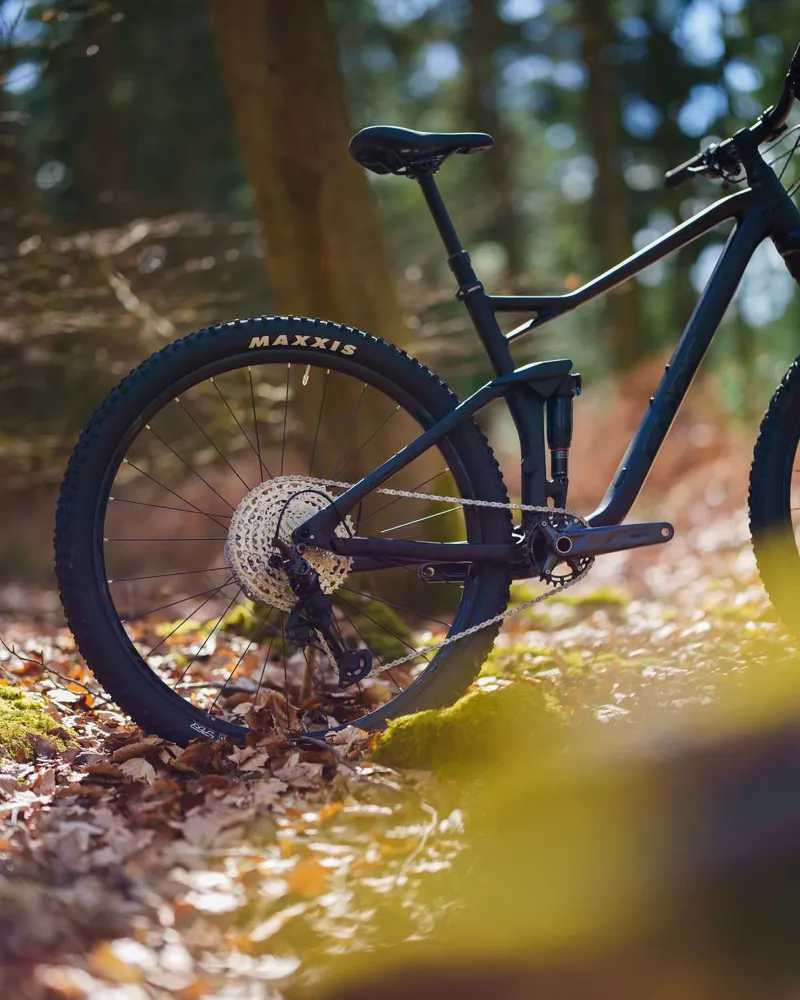 Cube Stereo One22 Race Full Suspension Bike 2024 Black Anodized -2