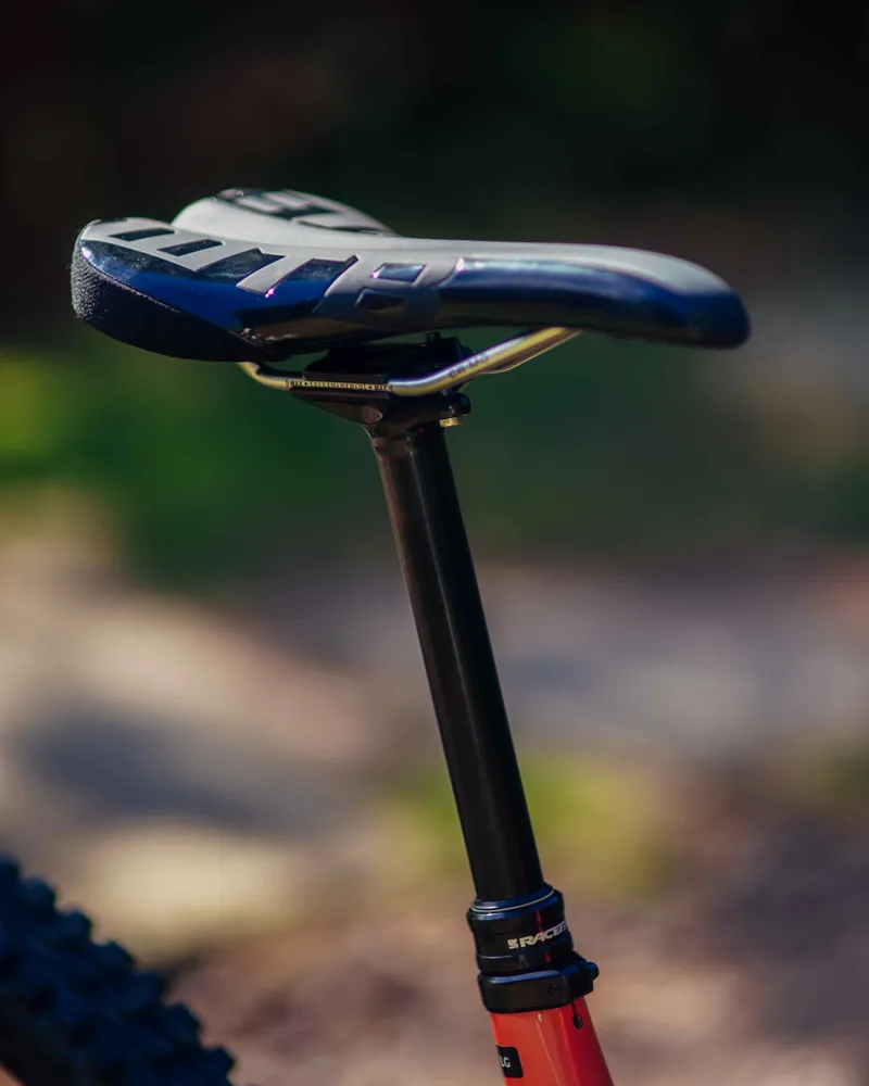 Rocky Mountain Altitude C50 Enduro Mountain Bike Grey/Pink-4