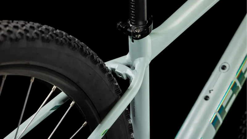 Cube Aim Race Hardtail Mountain Bike 2025 Frozen Grape/Turmalin-3