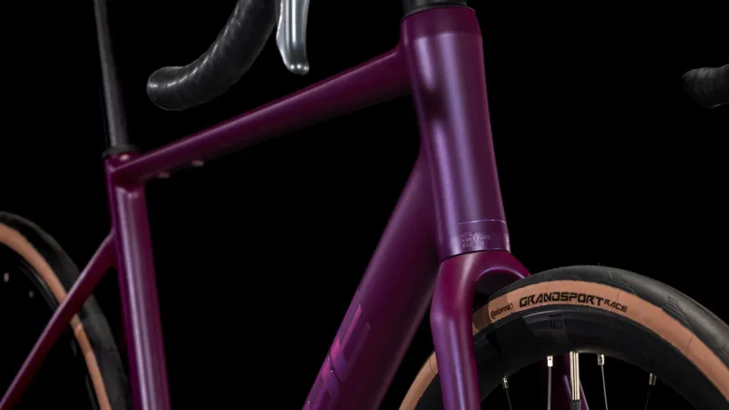 Cube Attain Pro Road Bike 2025 Hyper Purple/Helio-1