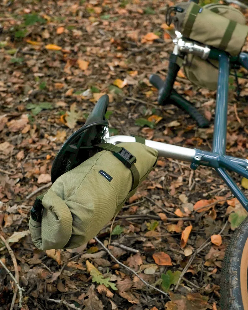 Temple Outdoor Saddle Bag Olive Green-2