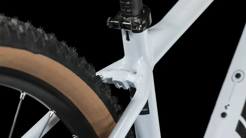 Cube Aim SLX Hardtail Mountain Bike 2024 White/Blue/Red-2