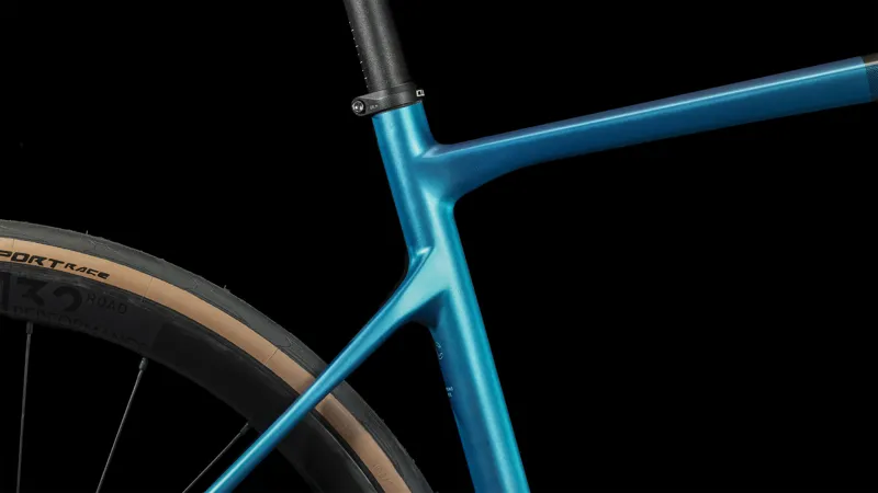 Cube Attain GTC SLX Carbon Road Bike 2024 Frozen Teal/Black-2