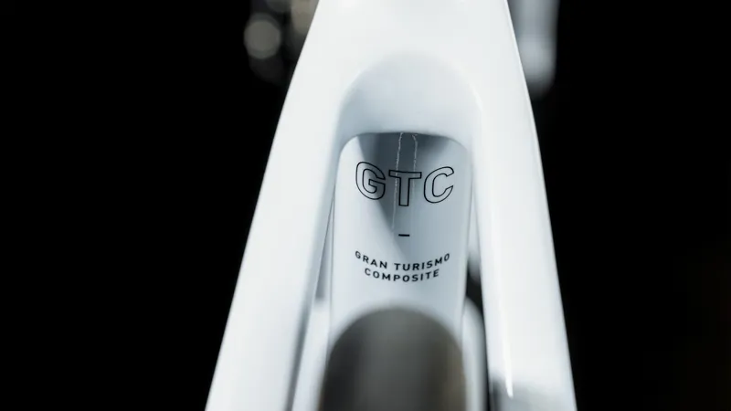 Cube Attain GTC Race Flash White/Black 2024 Carbon Road Bike-3