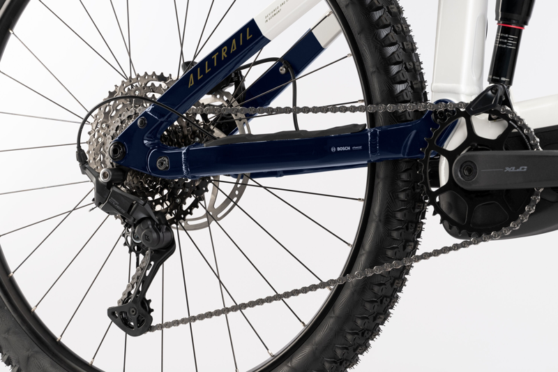 Haibike Alltrail 8 Electric Mountain Bike 2025 White/Blue/Gold-3