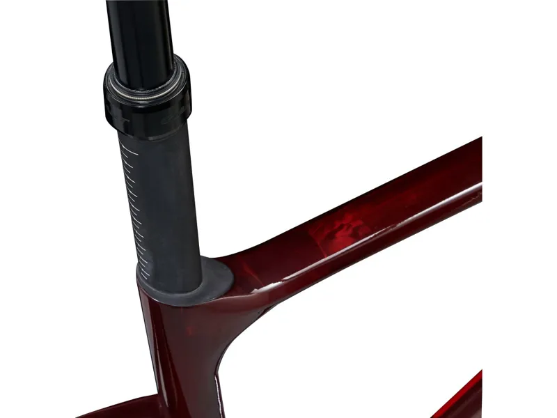 Giant Revolt Advanced Pro 0 Gravel Adventure Bike 2022 Dark Red/Grenadine-4