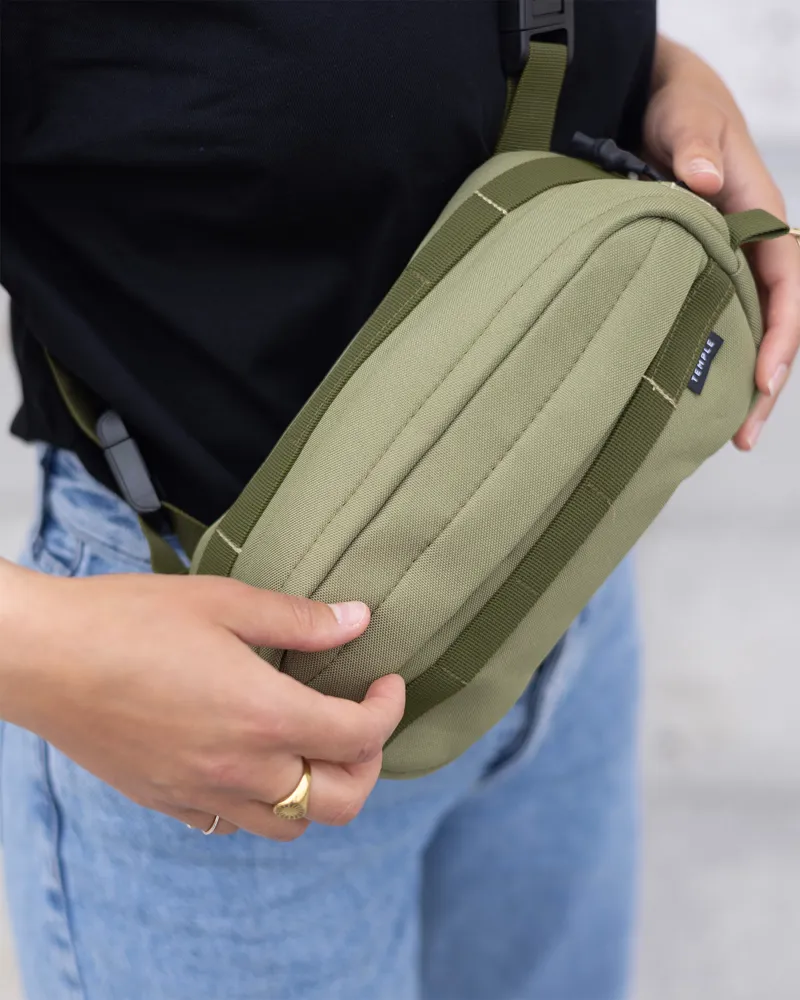 Temple Outdoors Cross Body Bar Bag Olive Green-5