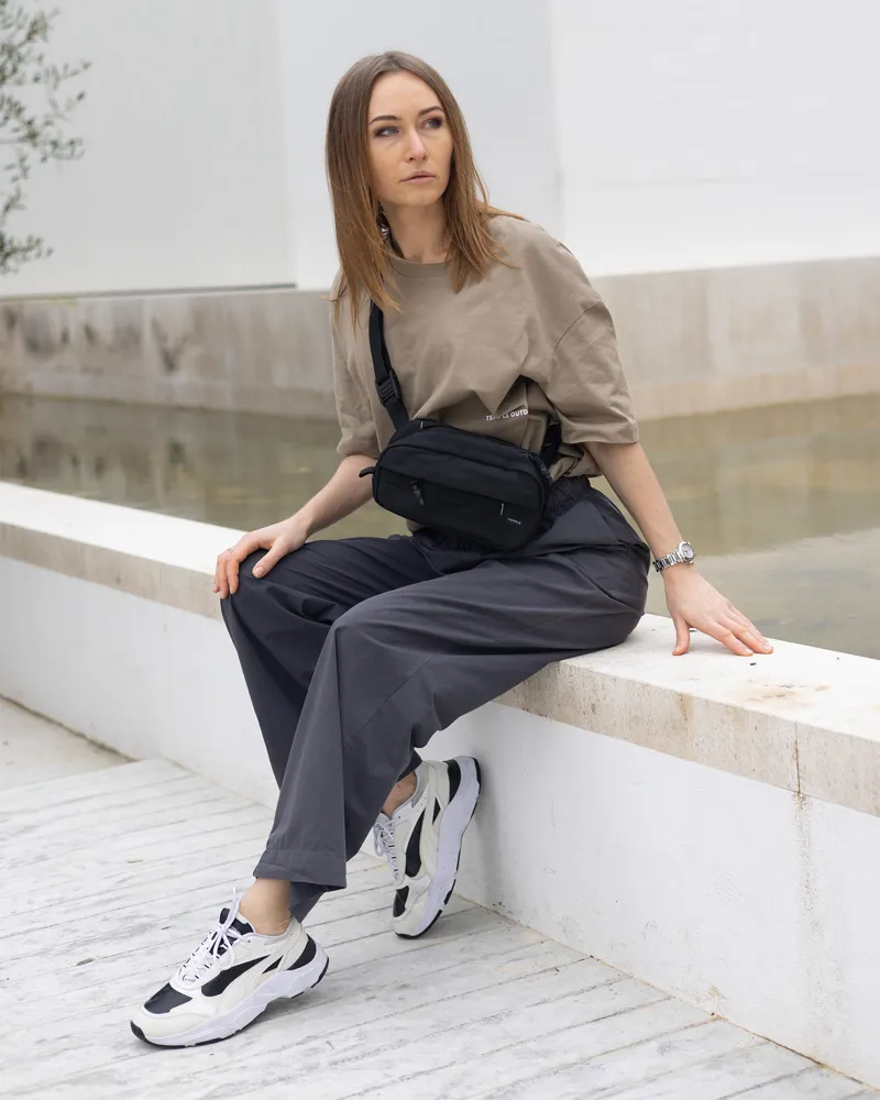 Temple Outdoors Cross Body Bar Bag Dusky Black-5