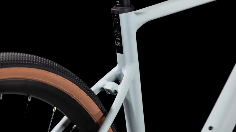 Cube Nuroad Race Gravel Adventure Bike 2025 Haze/Gloss-3