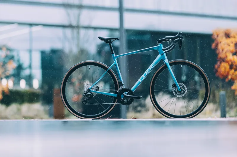 Cube Attain GTC SLX Carbon Road Bike 2024 Frozen Teal/Black-5