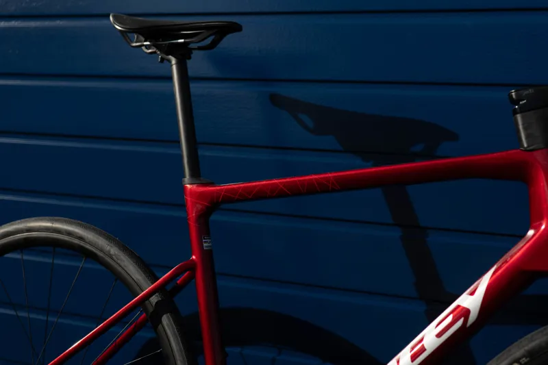 Ridley Grifn Road 105 Carbon All Road Bike Candy Red-3