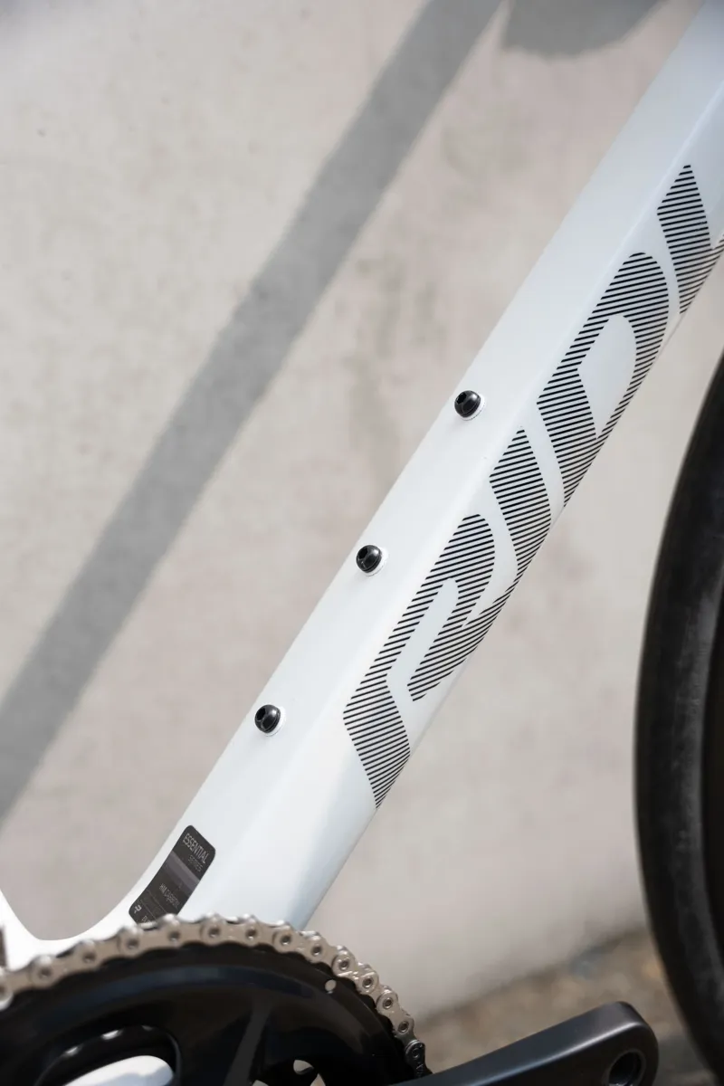 Ridley Falcn 105 Di2 Road Bicycle Pearl White/Silver-2