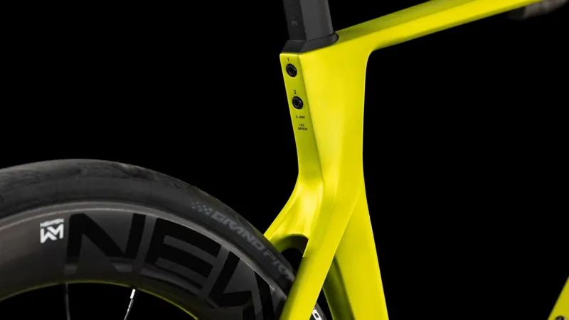 Cube Agree C:62 Race Road Bike 2025 Flash Lime/Black-7