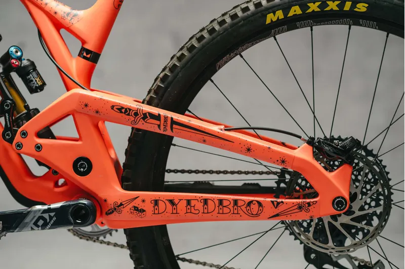 DYEDbro Old School Tattoo Black Frame Protection Kit-2