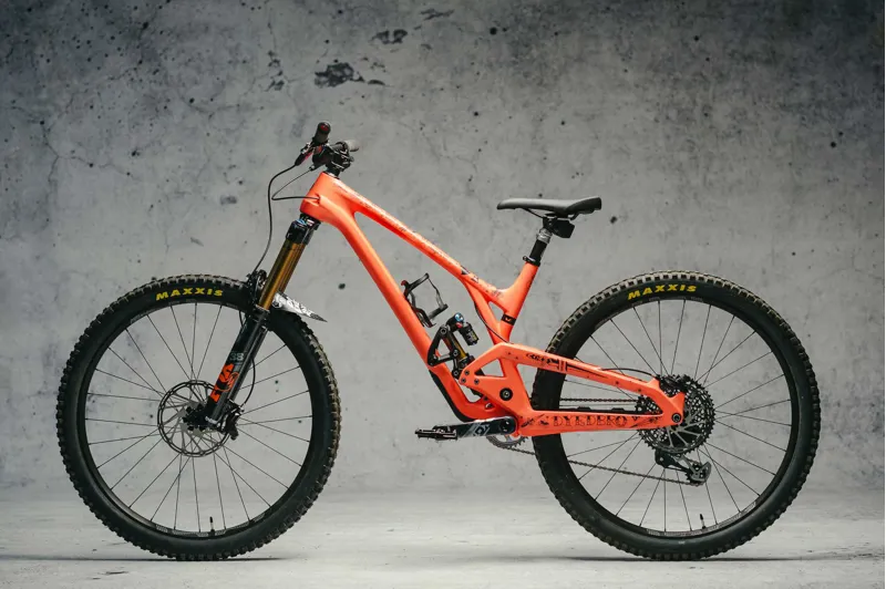 DYEDbro Old School Tattoo Black Frame Protection Kit-1