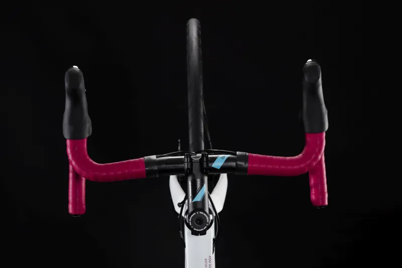 Cube Axial WS Pro Disc Womens Road Bike 2019 White/Berry-4