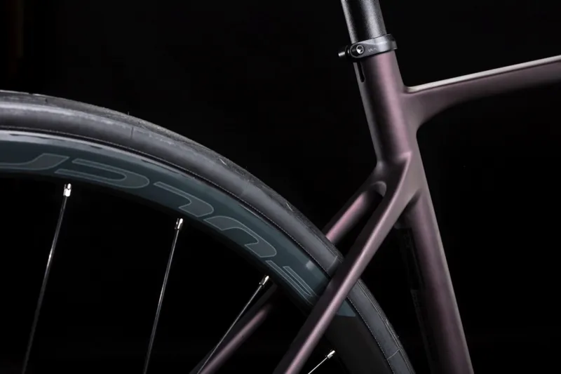 Cube Axial WS SL Disc Pro Womens Road Bike 2019 Hazy Purple/Berry-4