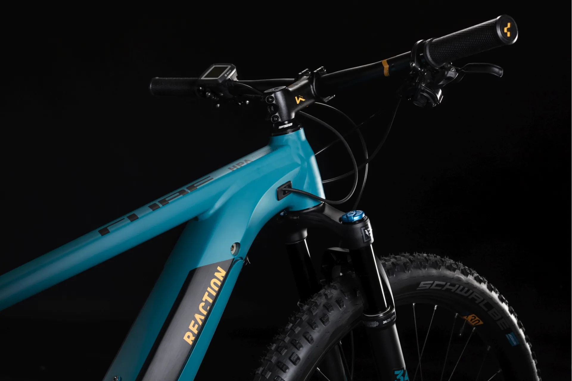 diamant e bike herren trekking Advanced Plus E-Bike Refurbished used E-Bike – H&B Exclusive KTM MACINA CITY 820 versand normal nicht empfindlich Color:Magic Gold Carbon View (Matt) - Titan Gold (Gloss)
